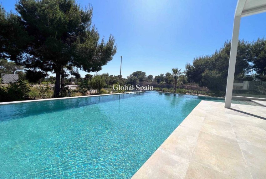 Wederverkoop - Villa -
LAS COLINAS GOLF RESORT - Las Colinas Golf