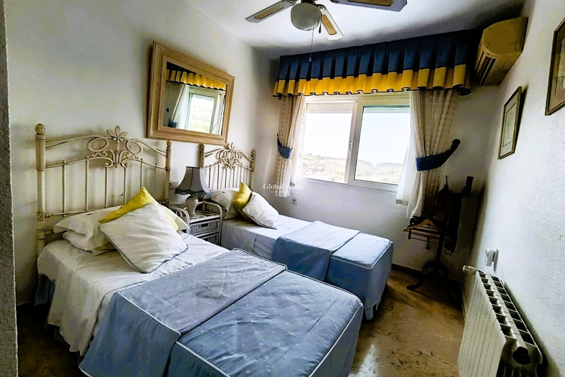 Wederverkoop - VILLA -
LAS RAMBLAS GOLF - Inland