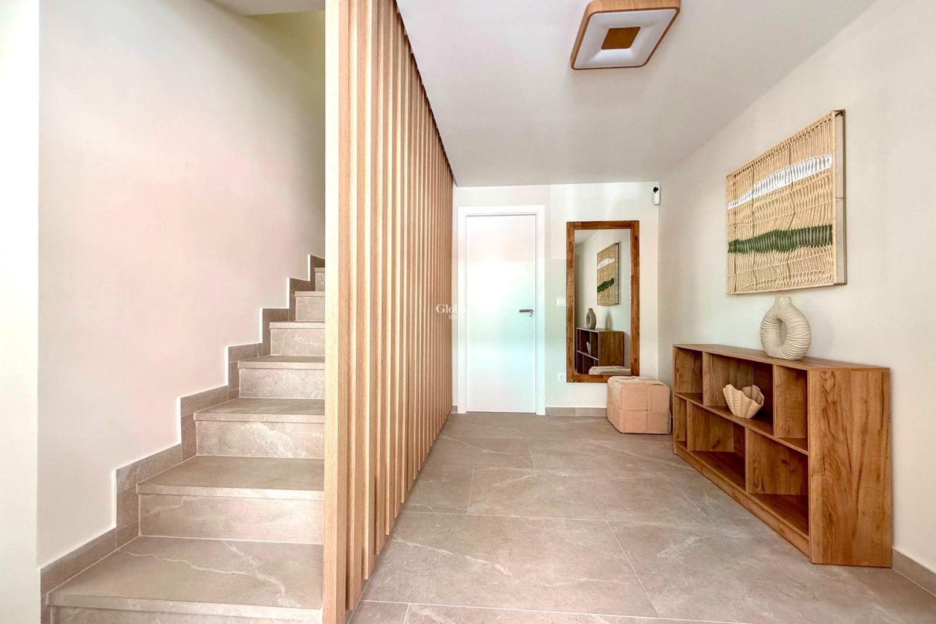 Wederverkoop - VILLA -
LO PAGÁN - Villananitos