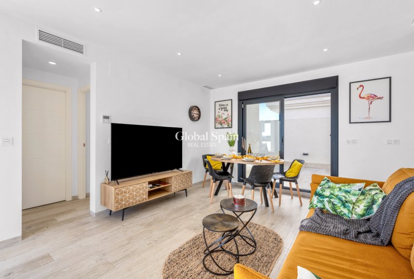 Wederverkoop - VILLA -
LOS ALCÁZARES - Bahia Bella