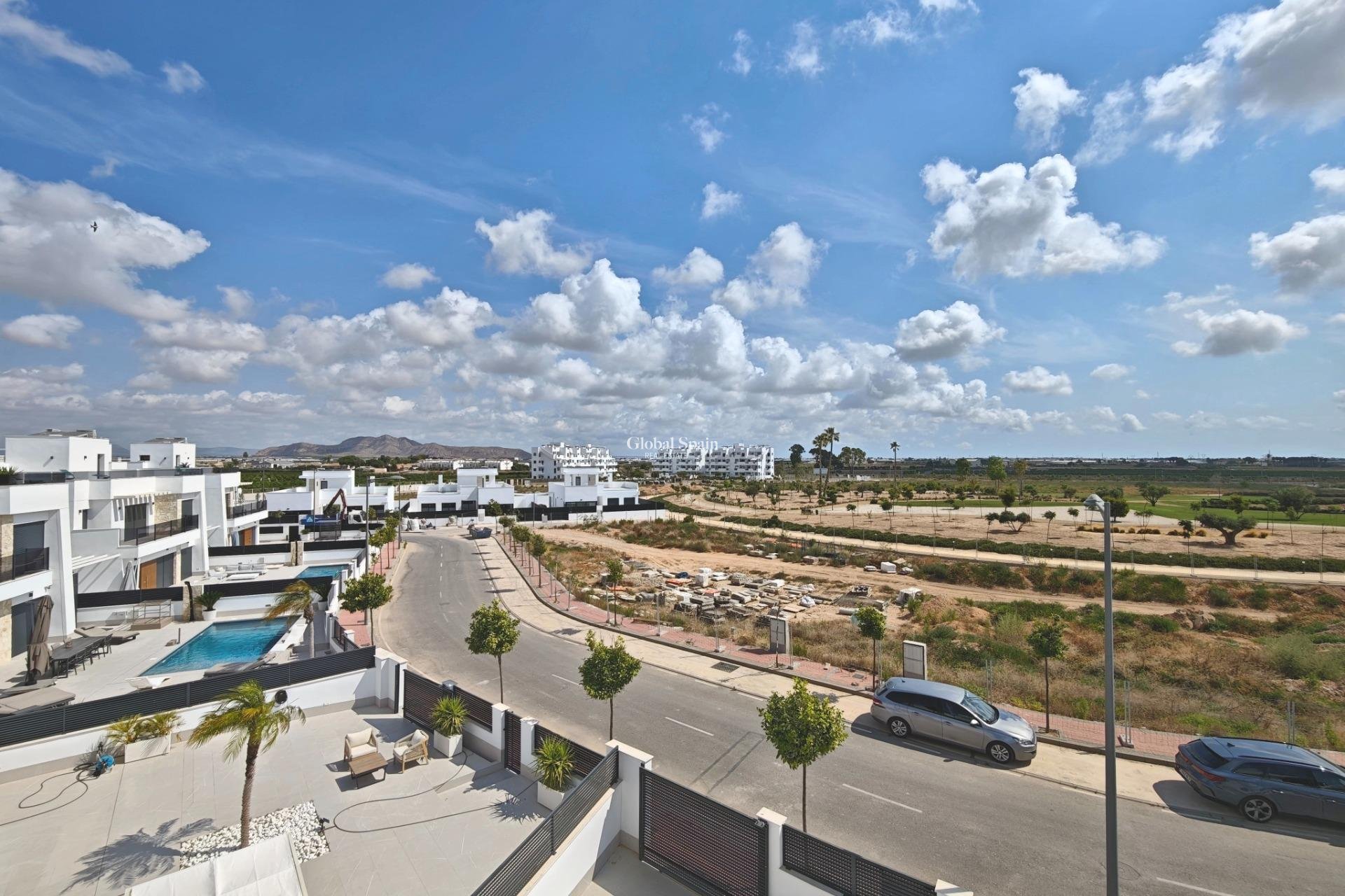 Wederverkoop - VILLA -
LOS ALCÁZARES - Dolores De Pacheco-santa Rosalía