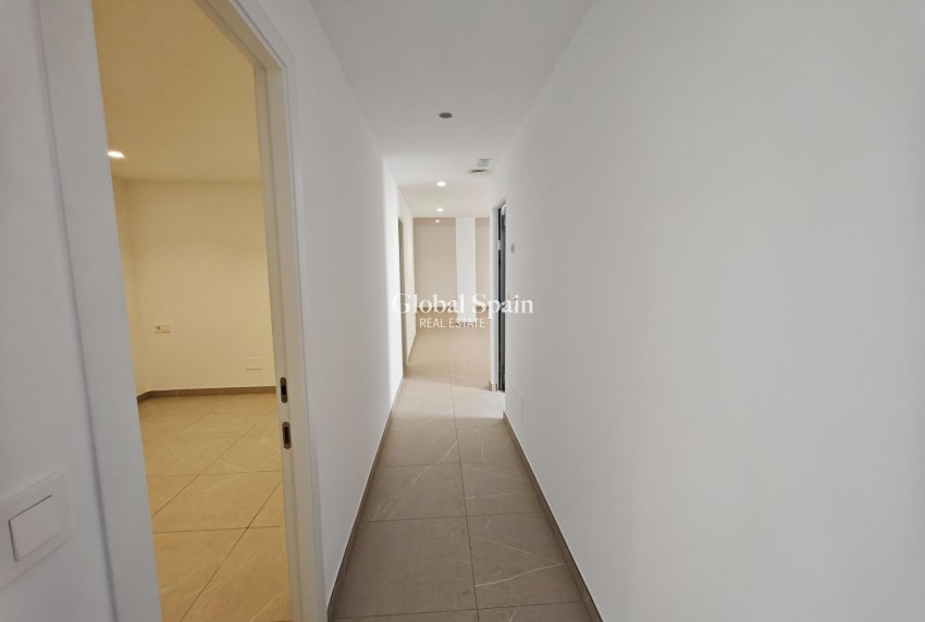 Wederverkoop - VILLA -
LOS ALCÁZARES - Dolores De Pacheco-santa Rosalía