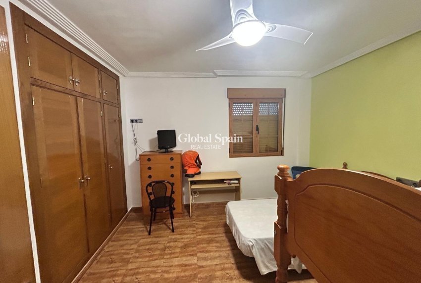 Wederverkoop - VILLA -
LOS ALCÁZARES - Las Lomas Del Rame-bahía Bella