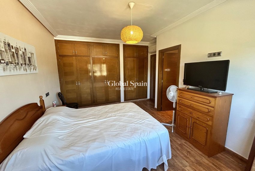 Wederverkoop - VILLA -
LOS ALCÁZARES - Las Lomas Del Rame-bahía Bella