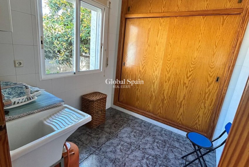 Wederverkoop - VILLA -
LOS ALCÁZARES - Las Lomas Del Rame-bahía Bella