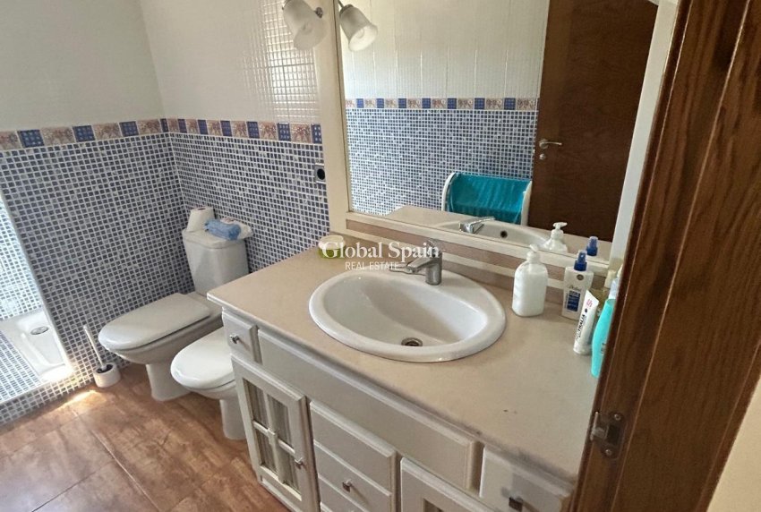 Wederverkoop - VILLA -
LOS ALCÁZARES - Las Lomas Del Rame-bahía Bella