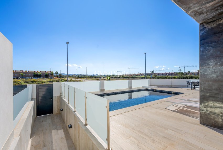 Wederverkoop - Villa -
Los Alcazares - Serena Golf