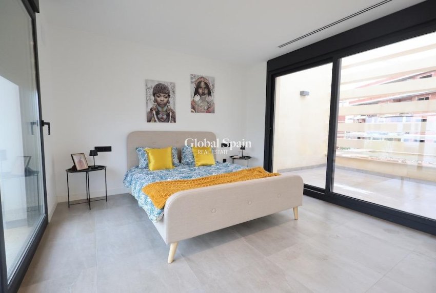 Wederverkoop - VILLA -
LOS ALCÁZARES