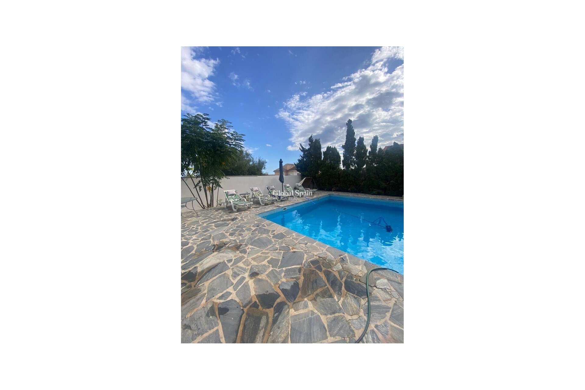 Wederverkoop - VILLA -
LOS BALCONES - LOS ALTOS - Costa Blanca