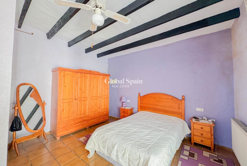 Wederverkoop - VILLA -
LOS BALCONES - LOS ALTOS - Costa Blanca