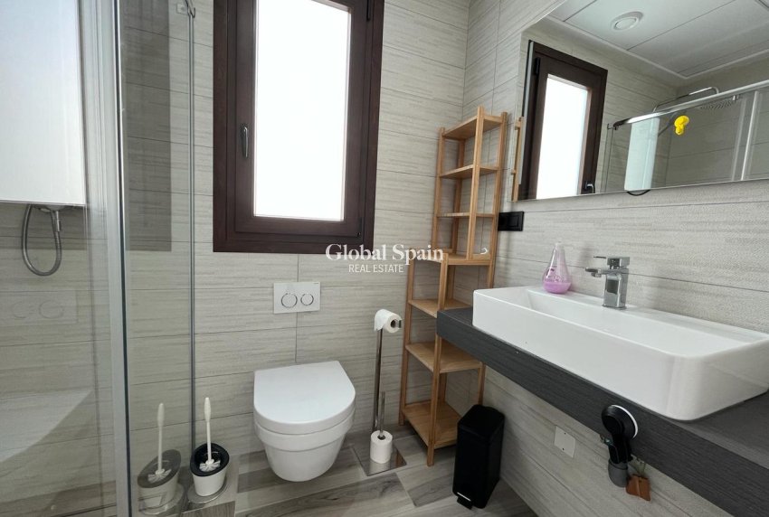 Wederverkoop - VILLA -
LOS BALCONES - LOS ALTOS - Costa Blanca