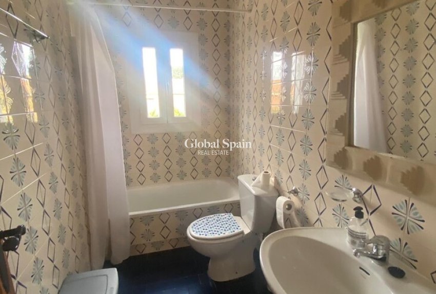 Wederverkoop - VILLA -
LOS BALCONES - LOS ALTOS - Costa Blanca