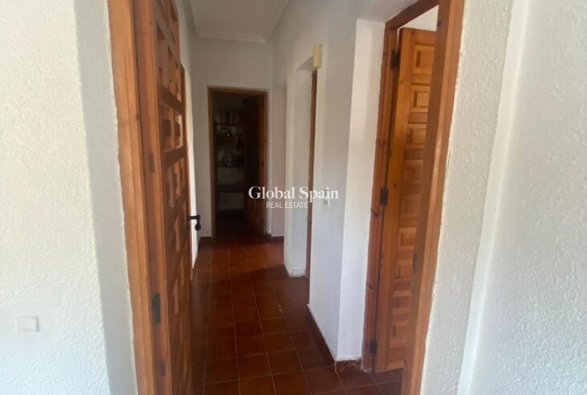 Wederverkoop - VILLA -
LOS BALCONES - LOS ALTOS - Costa Blanca