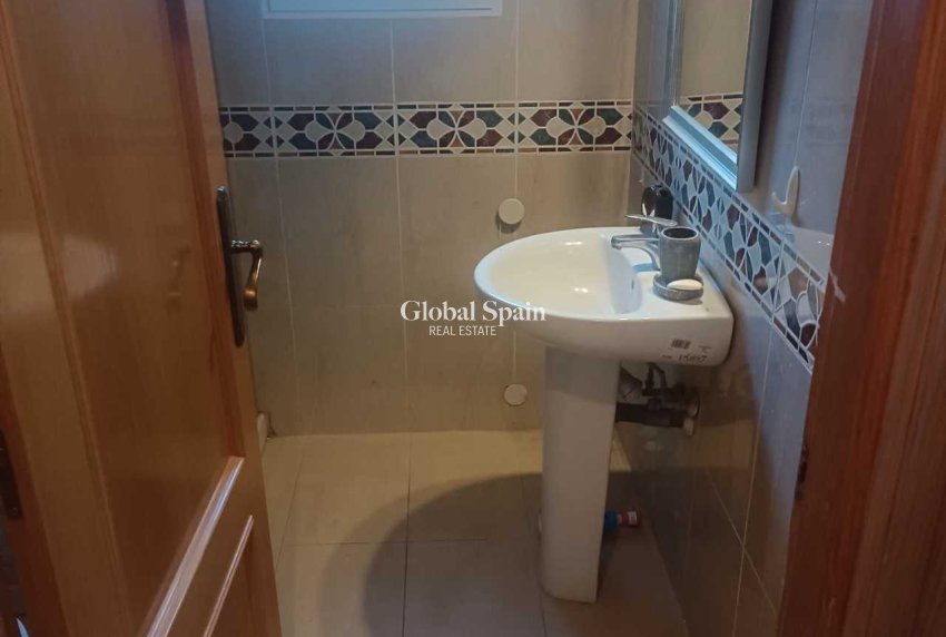 Wederverkoop - VILLA -
LOS BALCONES - LOS ALTOS - Costa Blanca