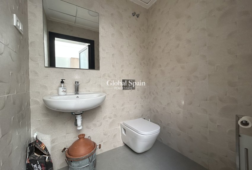 Wederverkoop - VILLA -
LOS BALCONES - LOS ALTOS - Costa Blanca