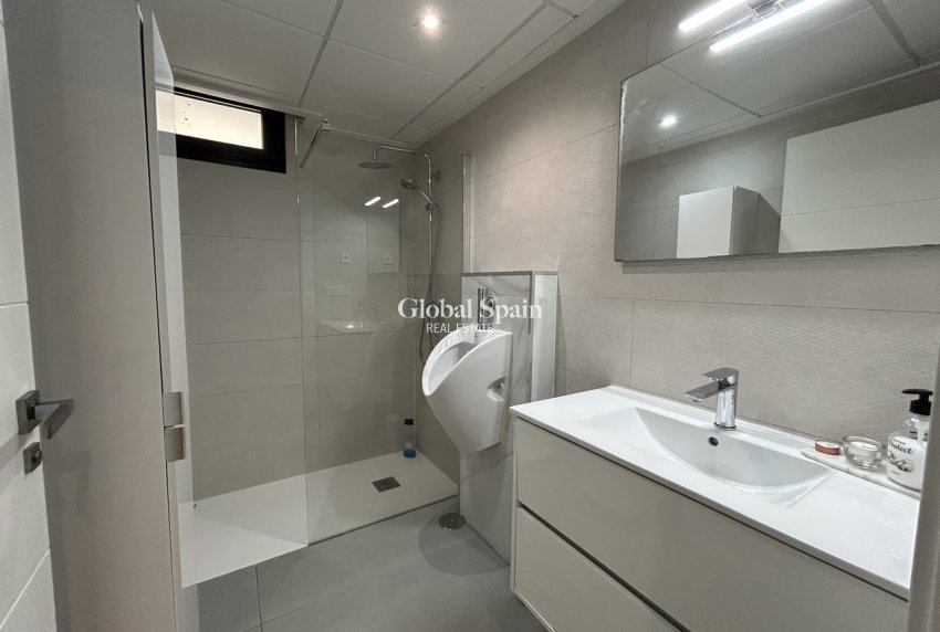 Wederverkoop - VILLA -
LOS BALCONES - LOS ALTOS - Costa Blanca