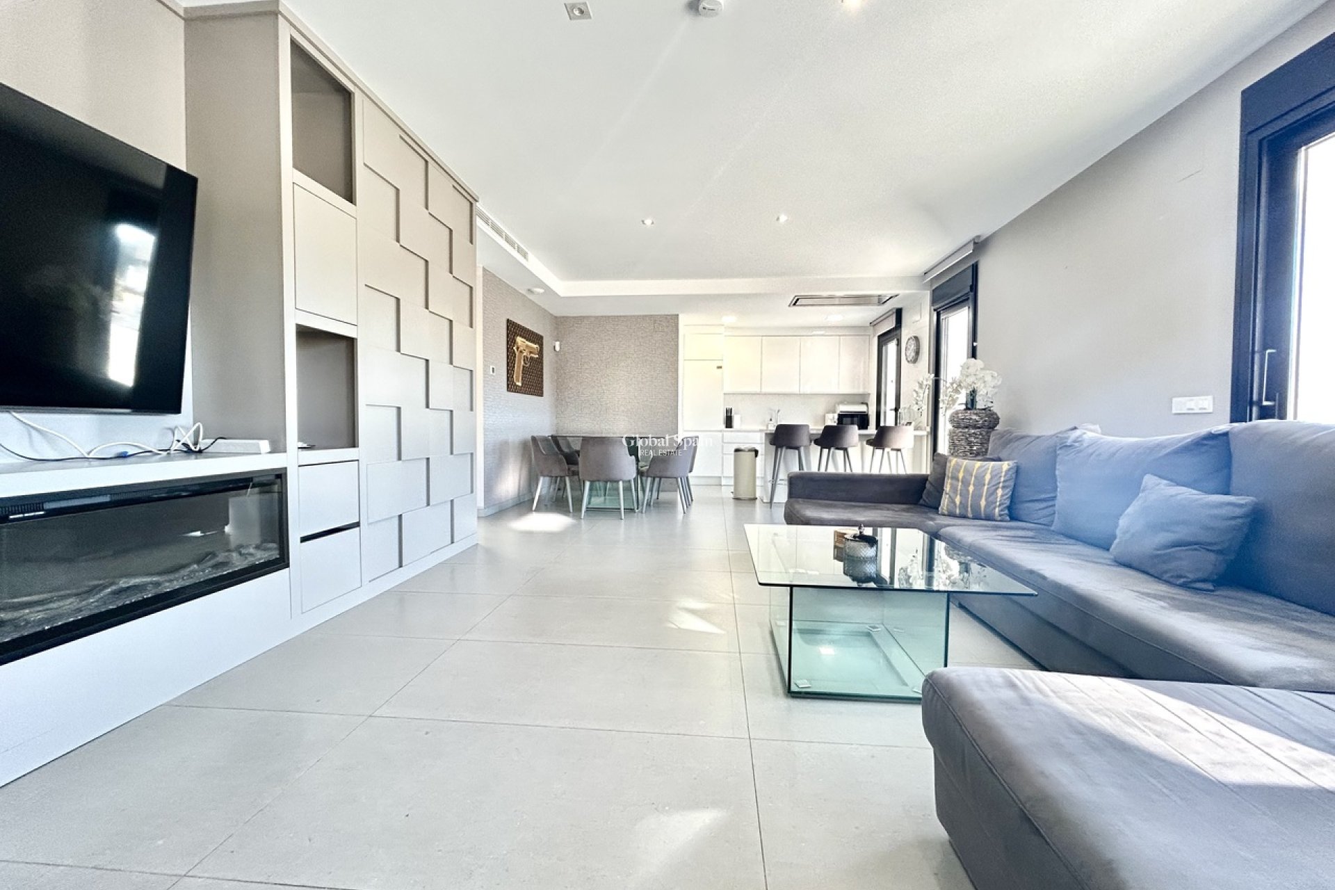 Wederverkoop - VILLA -
LOS BALCONES - LOS ALTOS - Costa Blanca