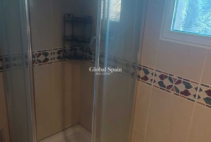 Wederverkoop - VILLA -
LOS BALCONES - LOS ALTOS - Costa Blanca