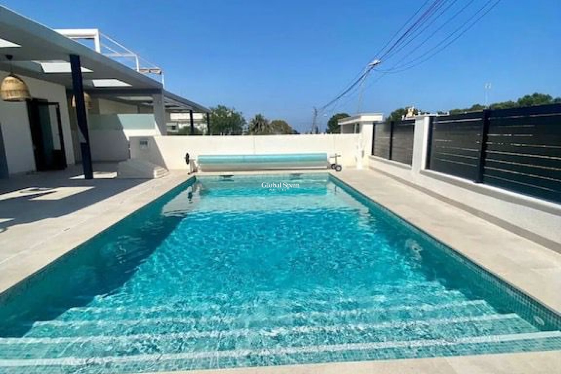Wederverkoop - VILLA -
LOS BALCONES - LOS ALTOS - Costa Blanca