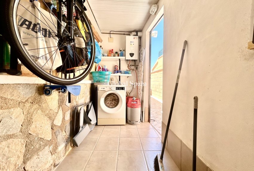 Wederverkoop - VILLA -
LOS BALCONES - LOS ALTOS - Costa Blanca