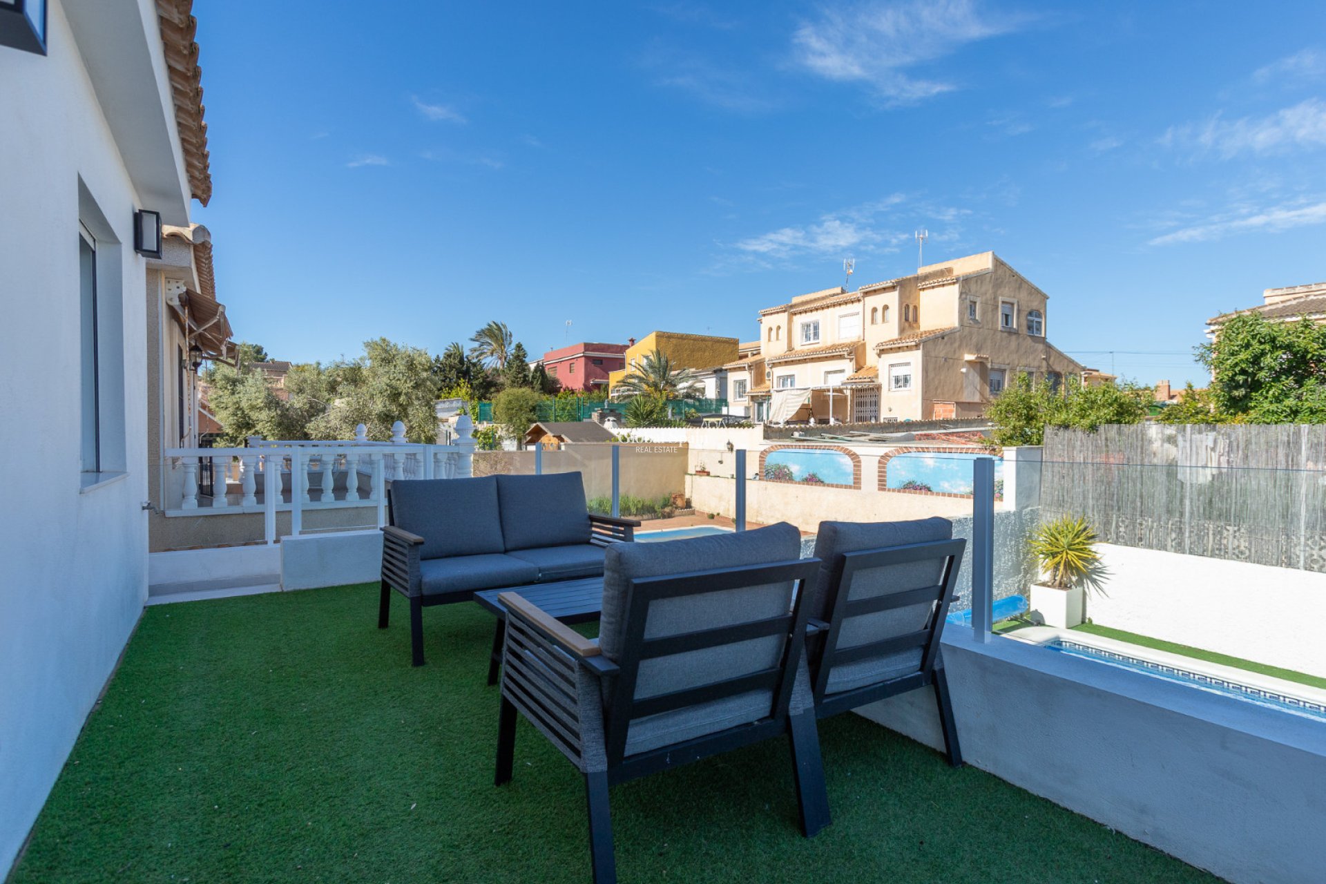 Wederverkoop - VILLA -
LOS BALCONES - LOS ALTOS - Costa Blanca