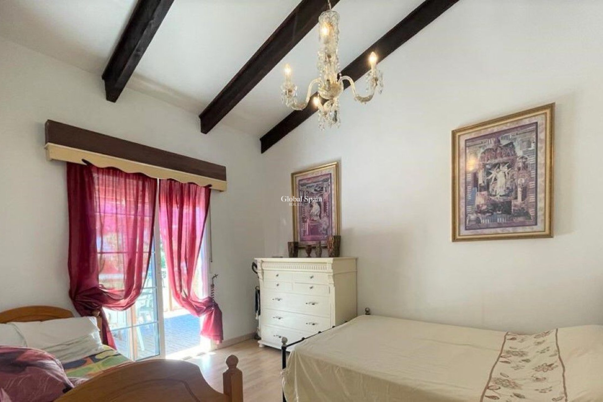 Wederverkoop - VILLA -
LOS BELONES - Inland