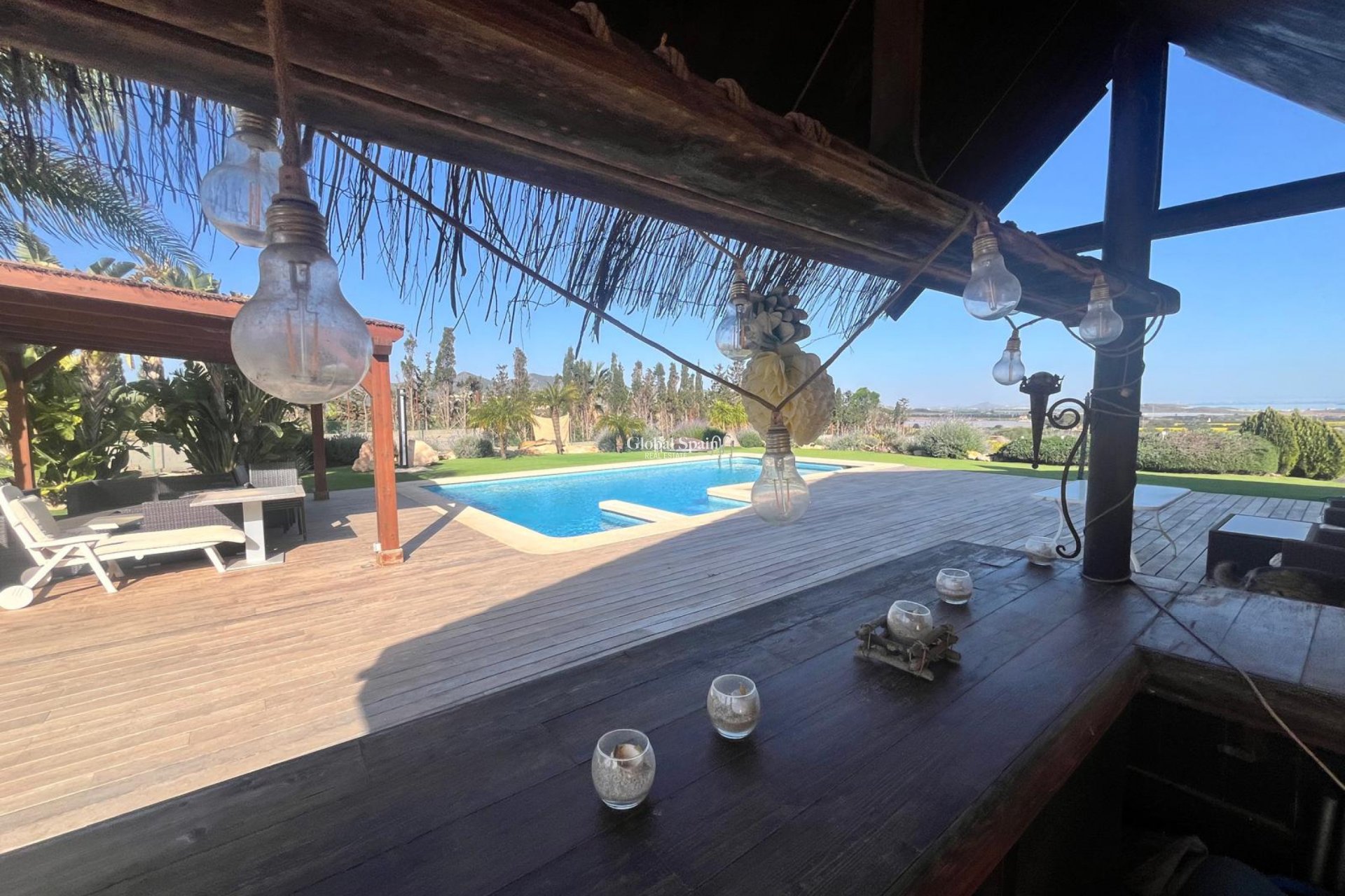 Wederverkoop - VILLA -
LOS BELONES - Inland