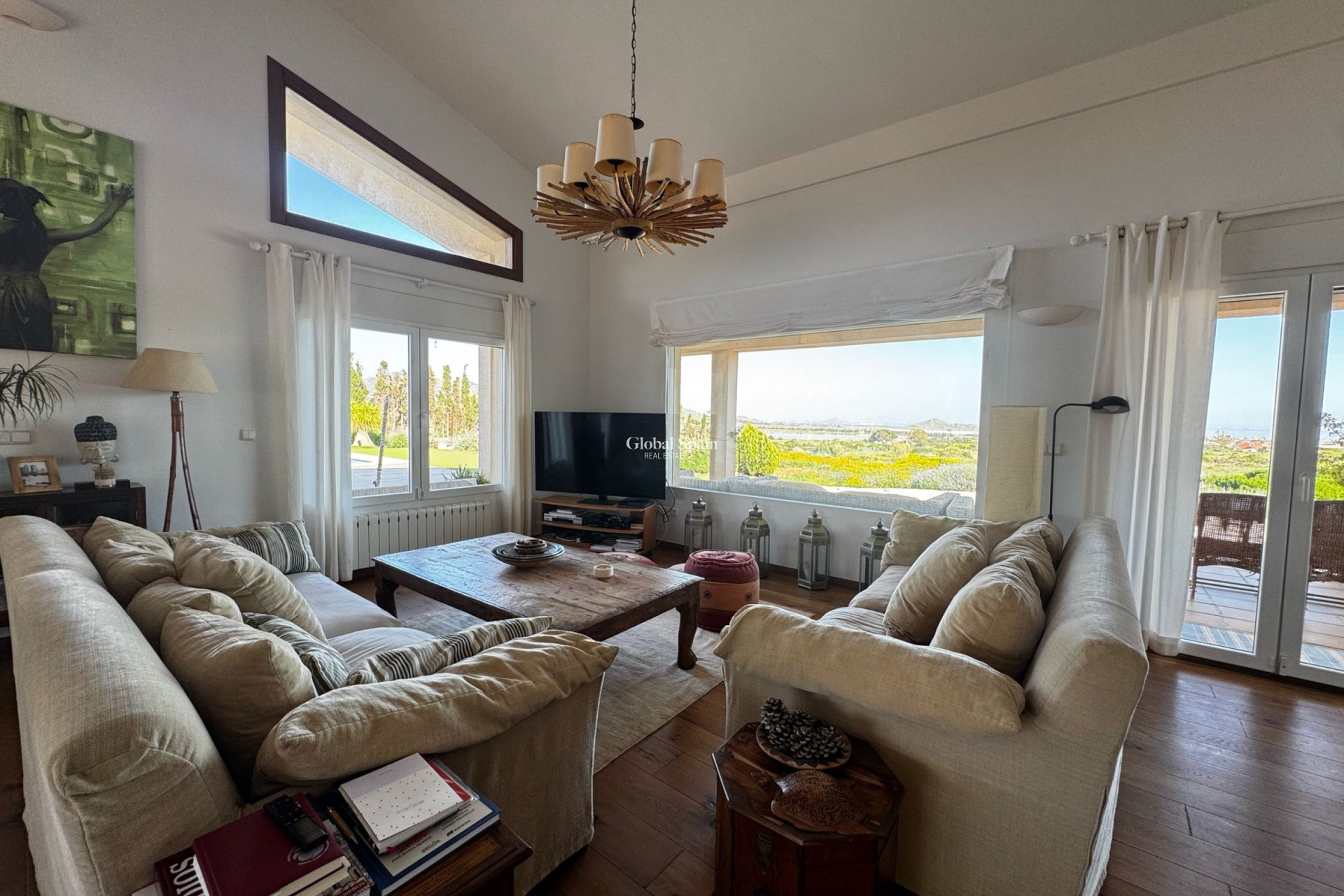 Wederverkoop - VILLA -
LOS BELONES - Inland