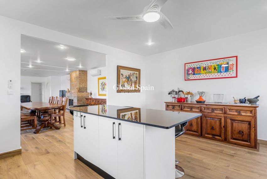 Wederverkoop - VILLA -
LOS MONTESINOS - Costa Blanca