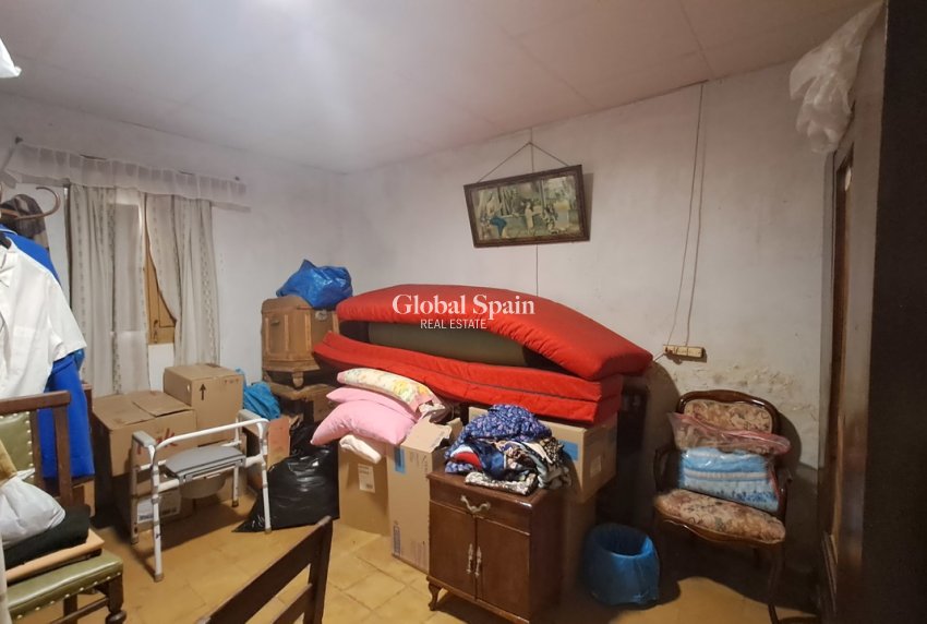 Wederverkoop - VILLA -
LOS MONTESINOS - Costa Blanca