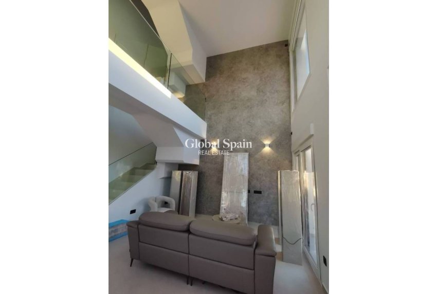 Wederverkoop - VILLA -
LOS MONTESINOS - Costa Blanca