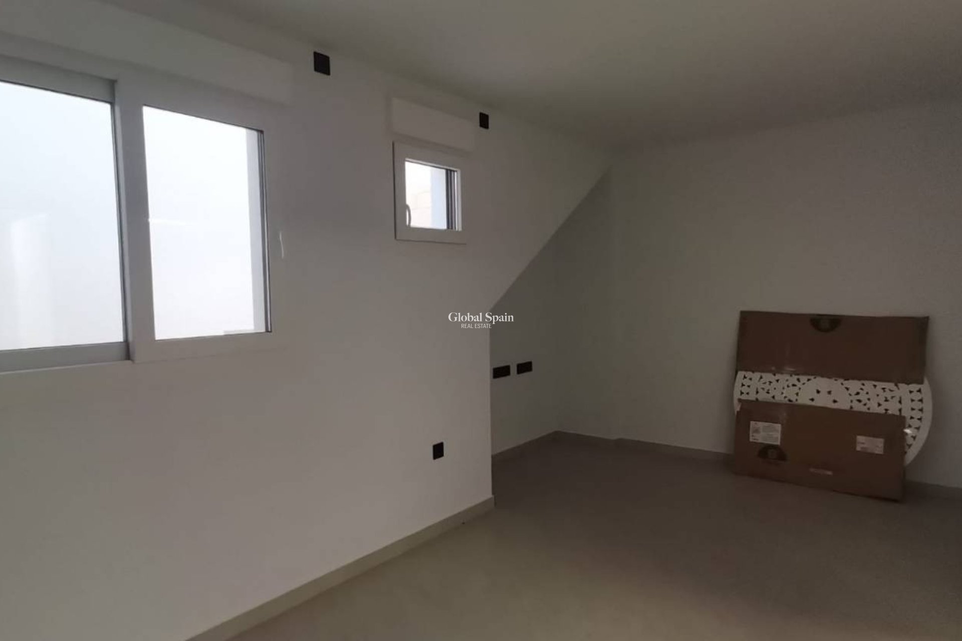 Wederverkoop - VILLA -
LOS MONTESINOS - Costa Blanca