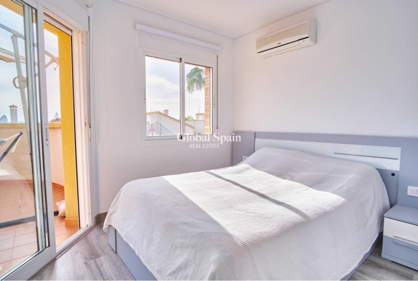 Wederverkoop - VILLA -
LOS MONTESINOS - Costa Blanca