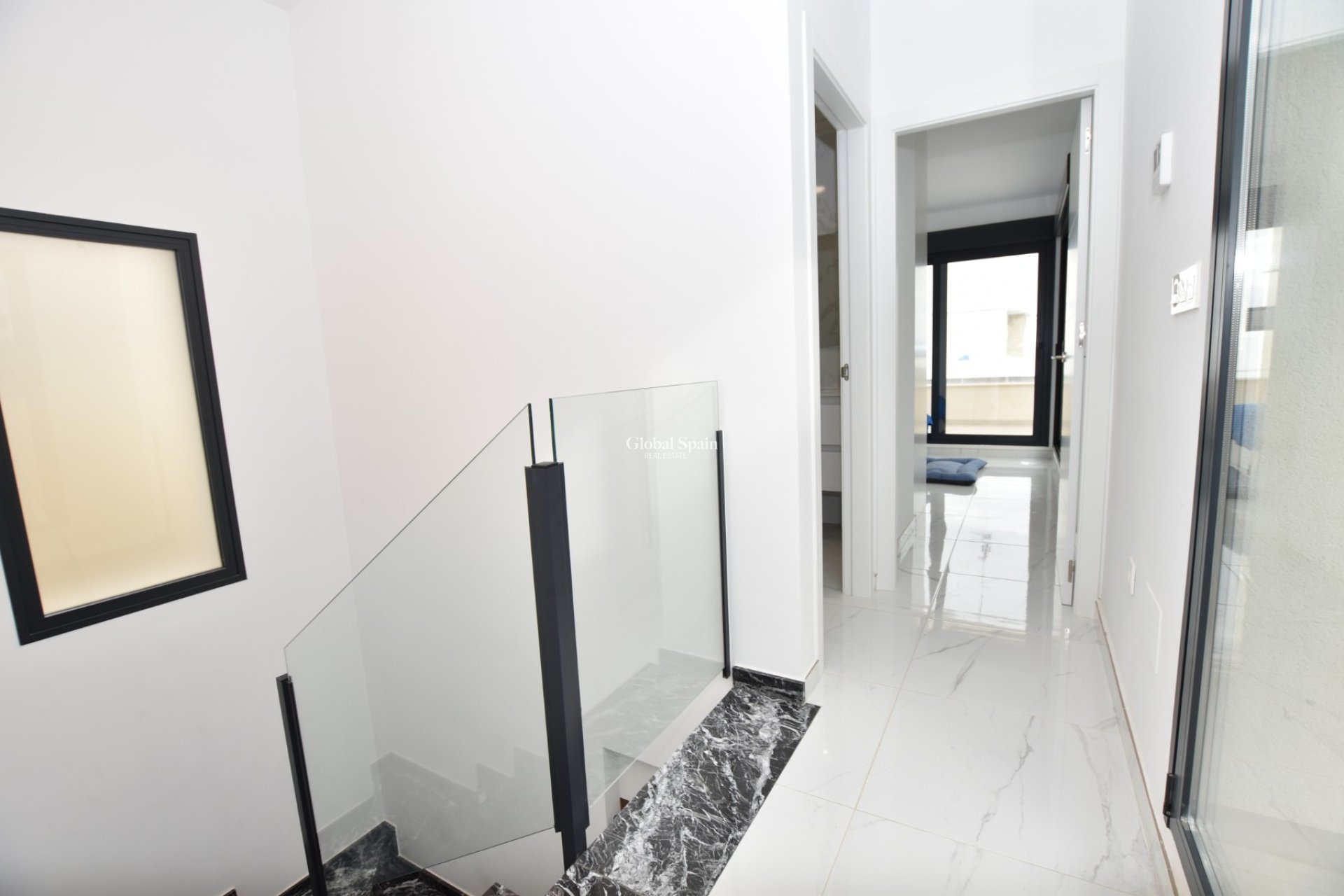 Wederverkoop - VILLA -
LOS MONTESINOS - Costa Blanca