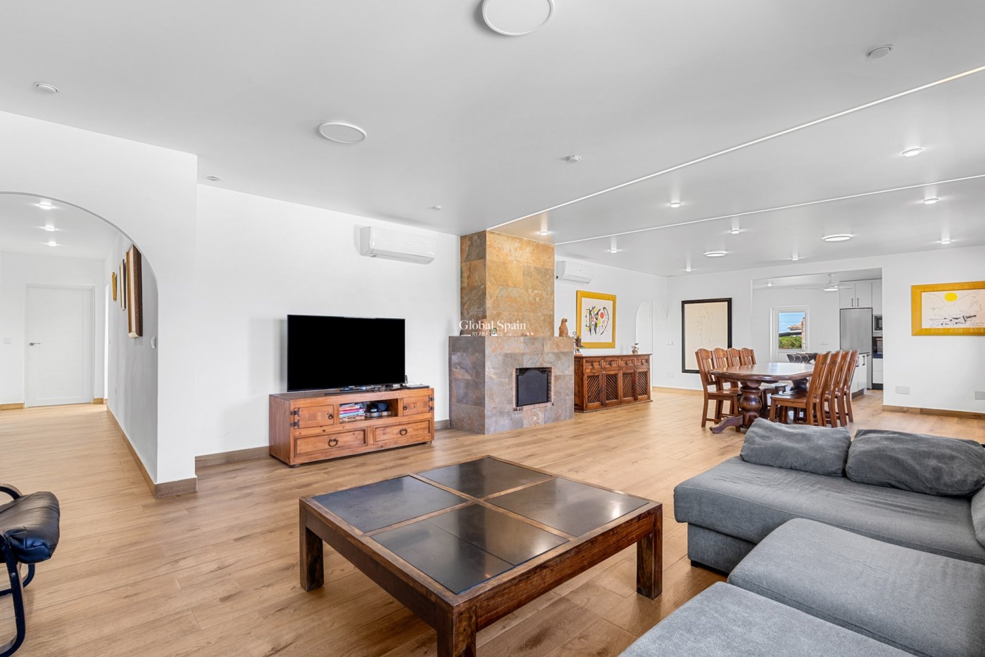 Wederverkoop - VILLA -
LOS MONTESINOS - Costa Blanca