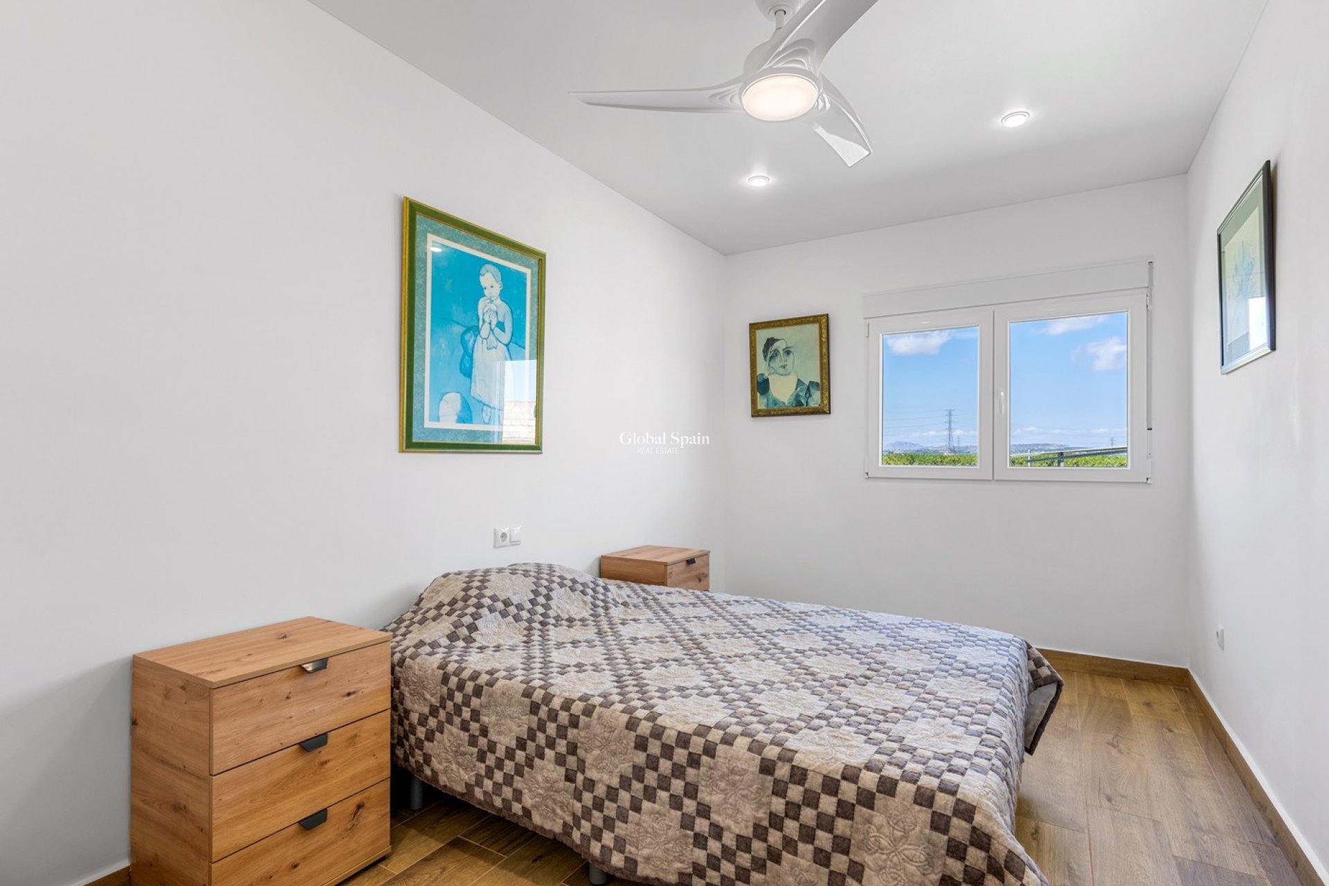 Wederverkoop - VILLA -
LOS MONTESINOS - Costa Blanca