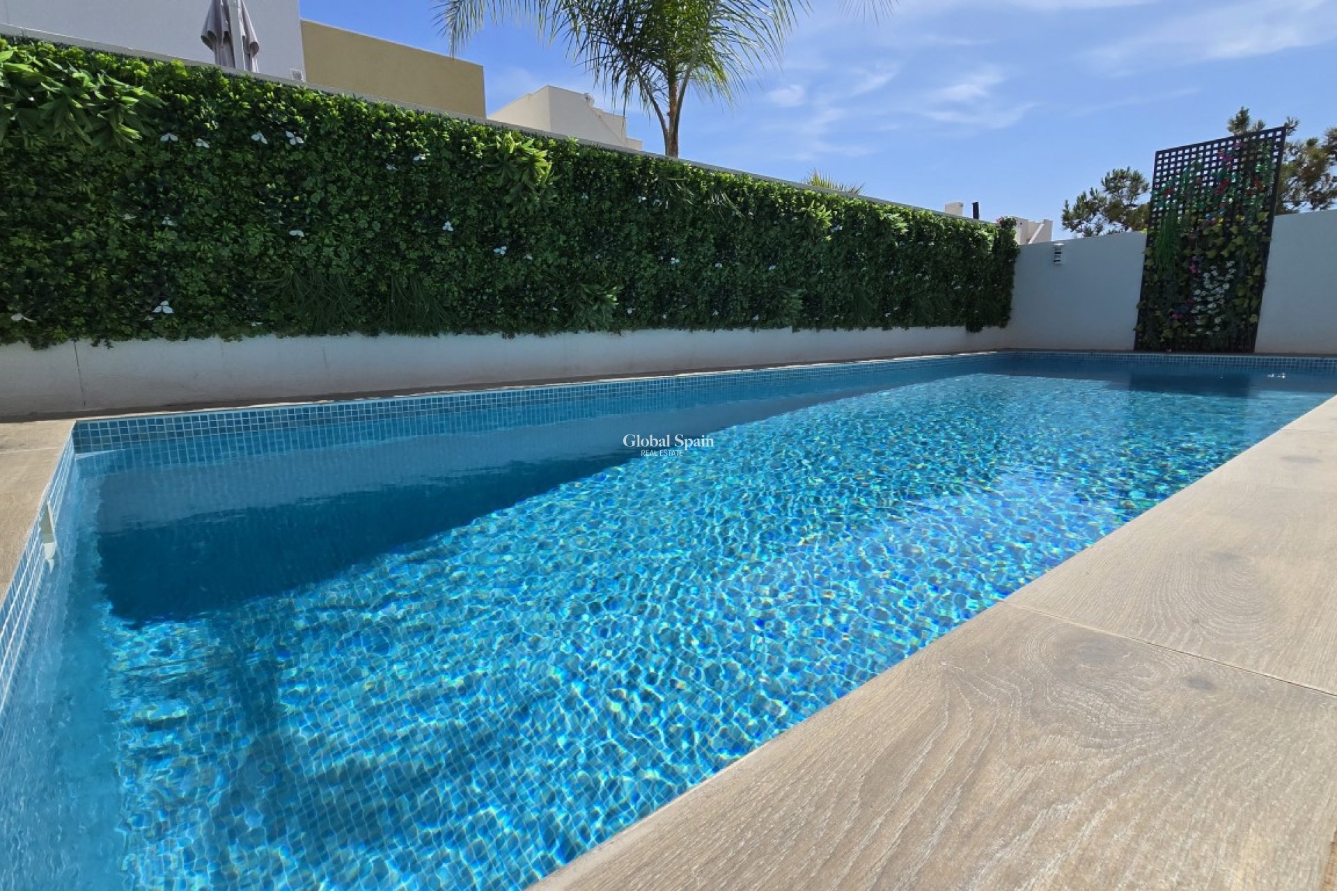 Wederverkoop - VILLA -
LOS MONTESINOS - Costa Blanca