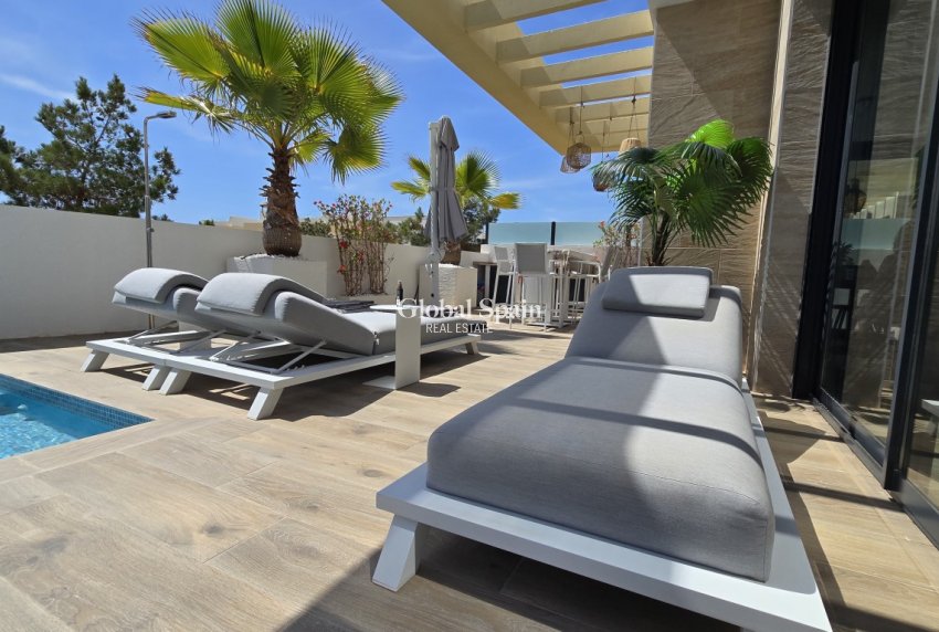 Wederverkoop - VILLA -
LOS MONTESINOS - Costa Blanca