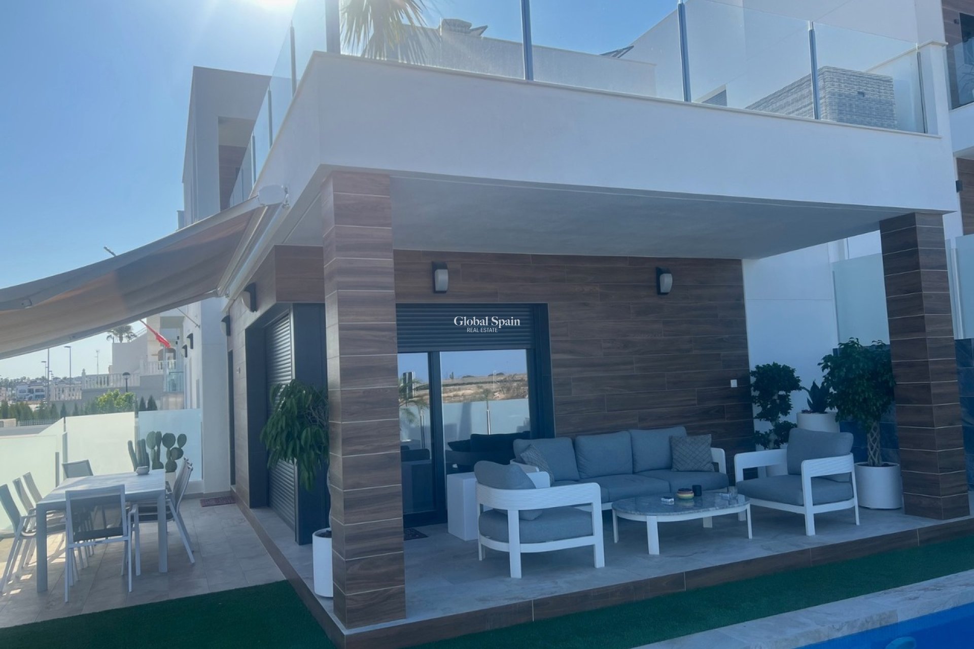 Wederverkoop - VILLA -
LOS MONTESINOS - Costa Blanca