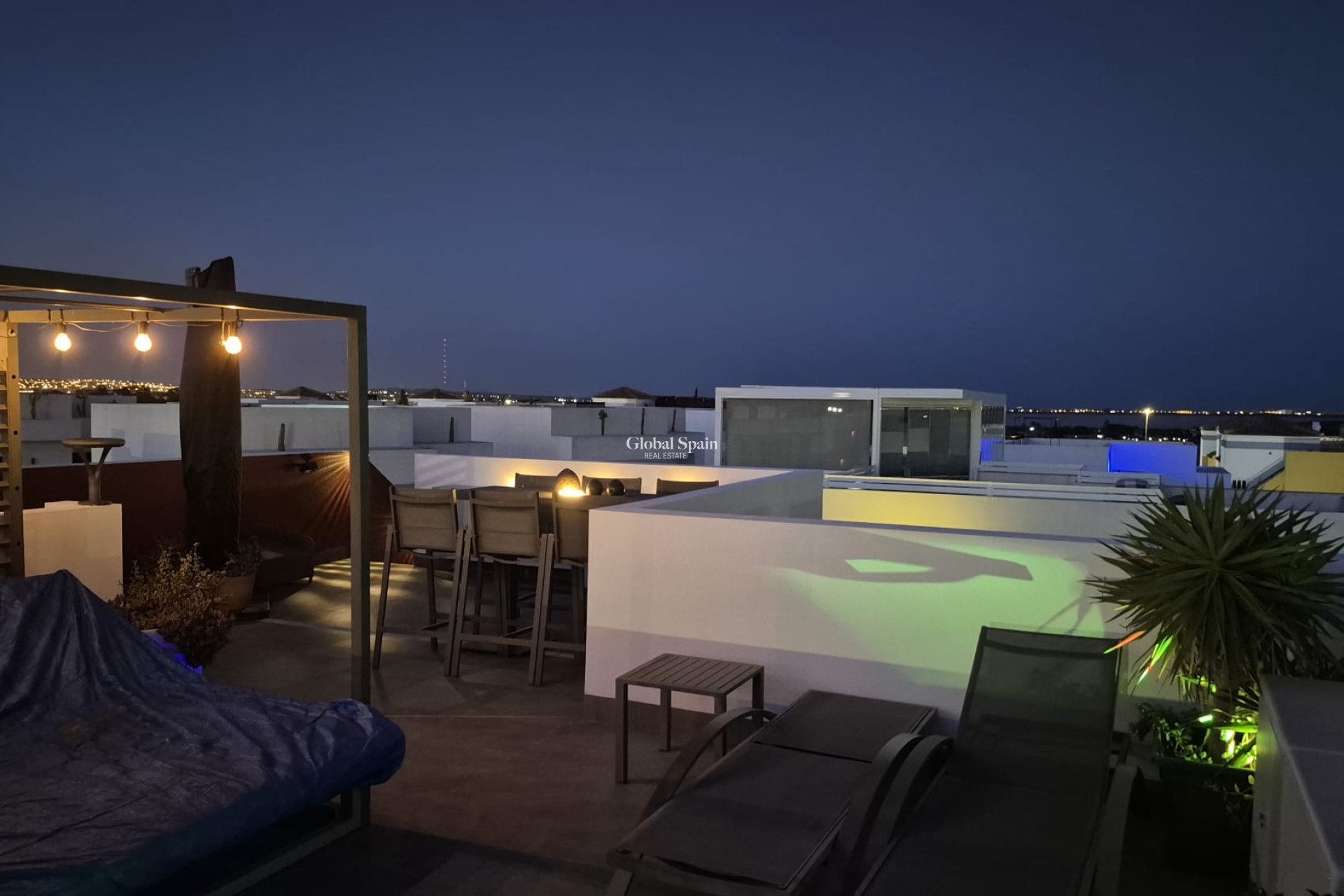 Wederverkoop - VILLA -
LOS MONTESINOS - Costa Blanca