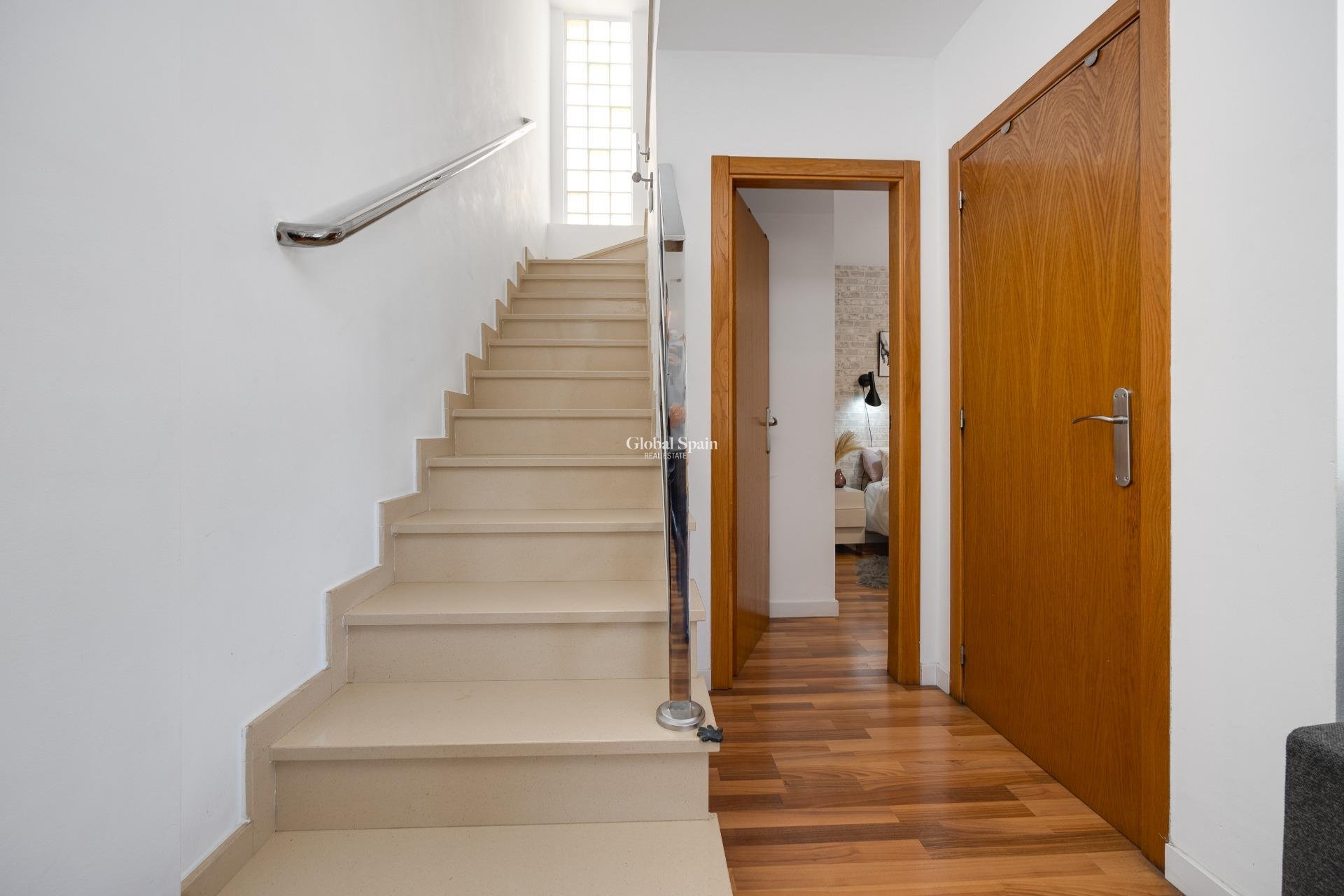 Wederverkoop - VILLA -
LOS MONTESINOS - La Herrada