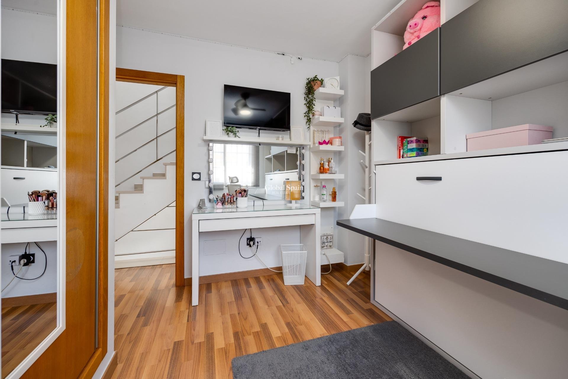 Wederverkoop - VILLA -
LOS MONTESINOS - La Herrada