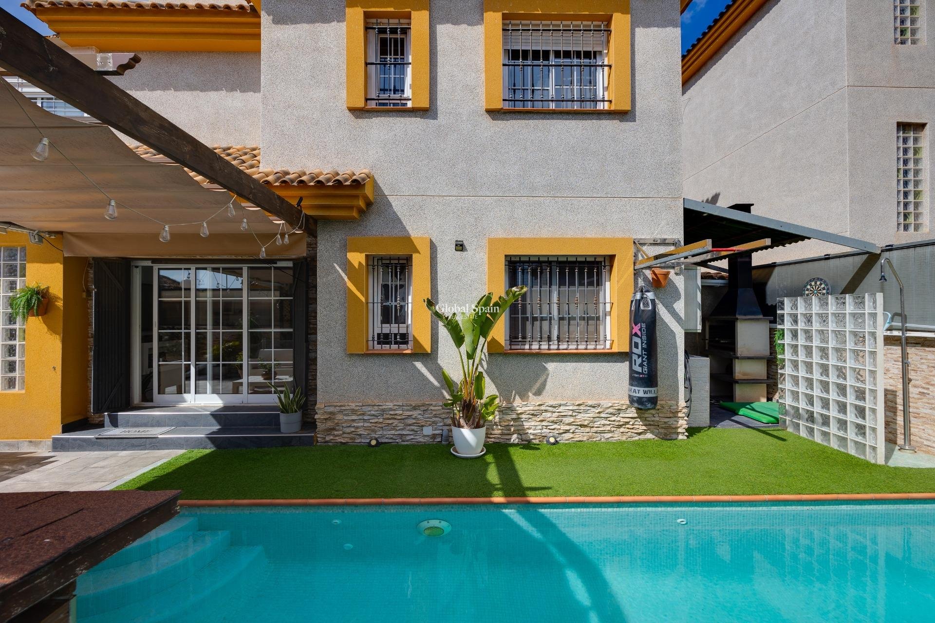 Wederverkoop - VILLA -
LOS MONTESINOS - La Herrada