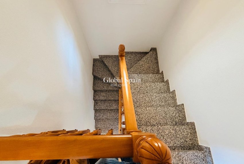 Wederverkoop - VILLA -
LOS MONTESINOS - La Herrada