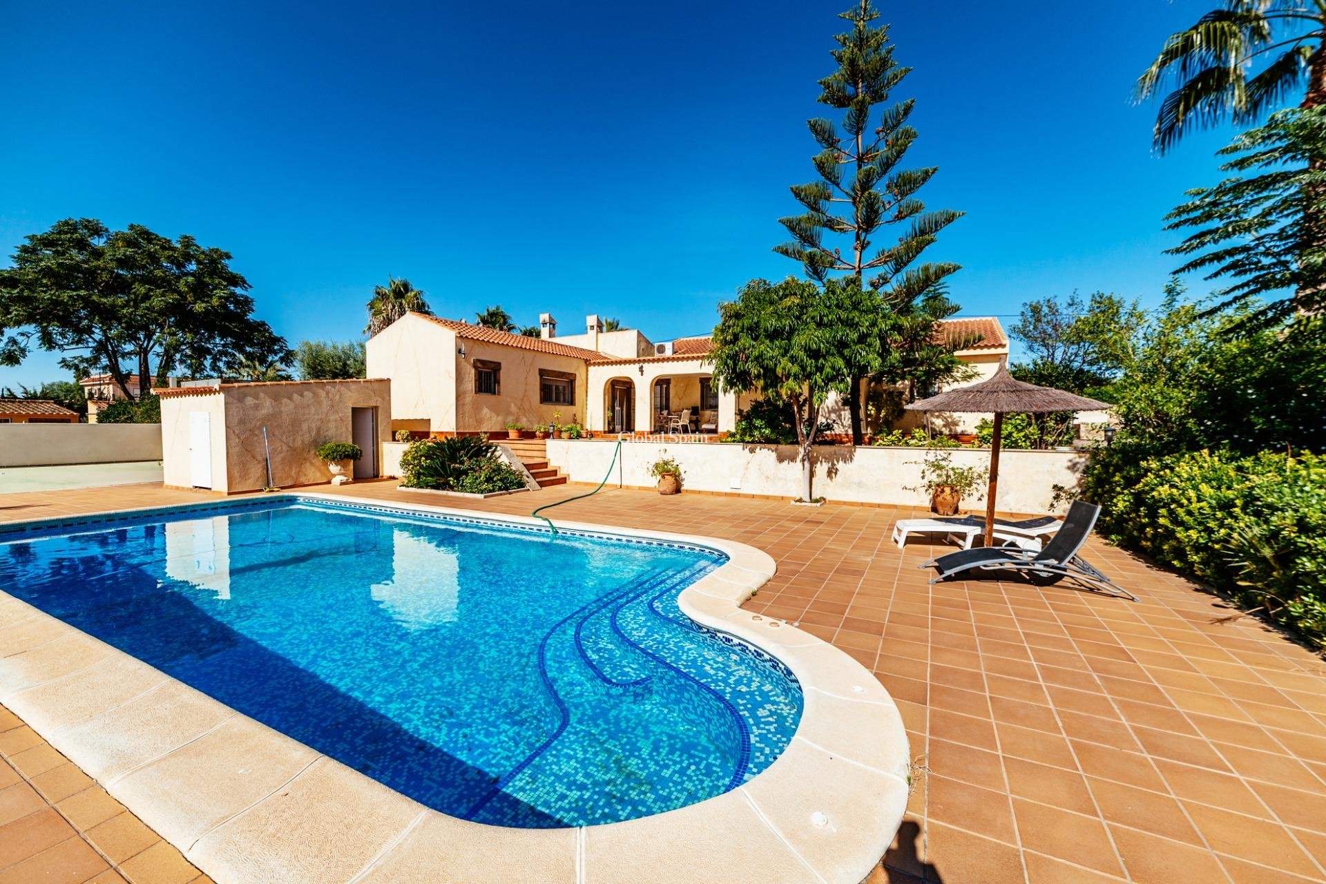 Wederverkoop - VILLA -
LOS MONTESINOS - Montesinos  Los