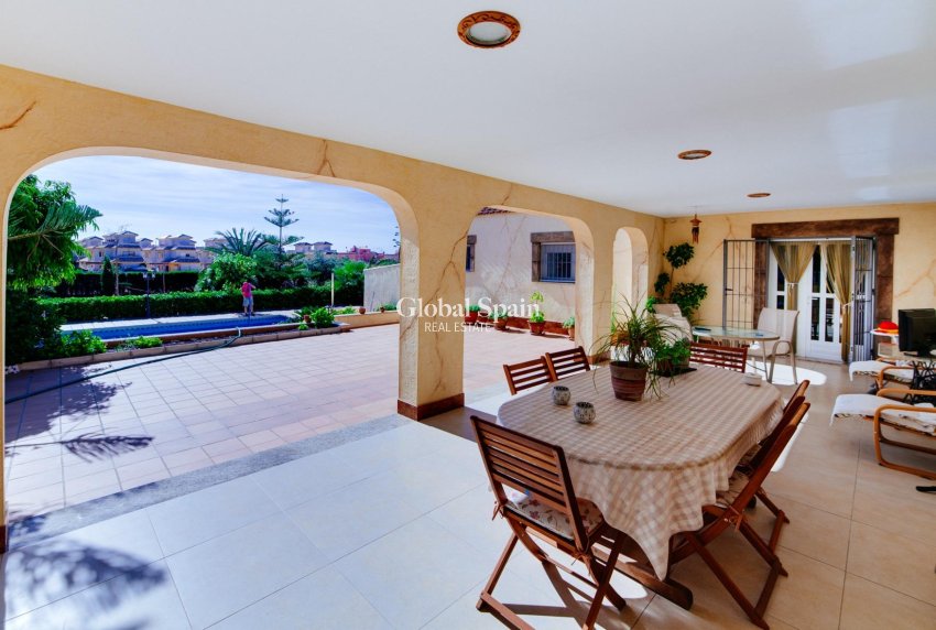 Wederverkoop - VILLA -
LOS MONTESINOS - Montesinos  Los