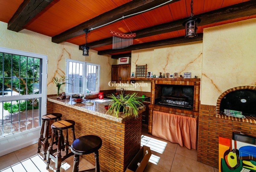Wederverkoop - VILLA -
LOS MONTESINOS - Montesinos  Los