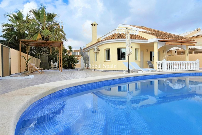 Wederverkoop - Villa -
Los Urrutias  - Estrella de Mar