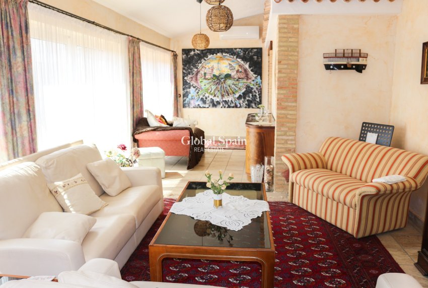 Wederverkoop - VILLA -
LOS URRUTIAS - Los Urrutias