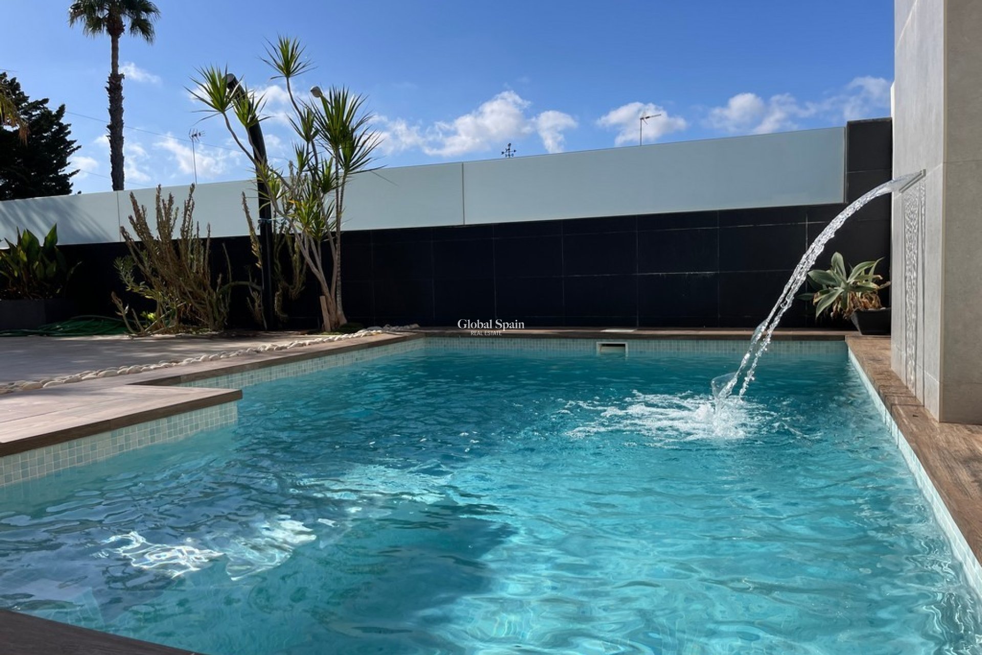 Wederverkoop - VILLA -
MAR DE CRISTAL - Costa Calida